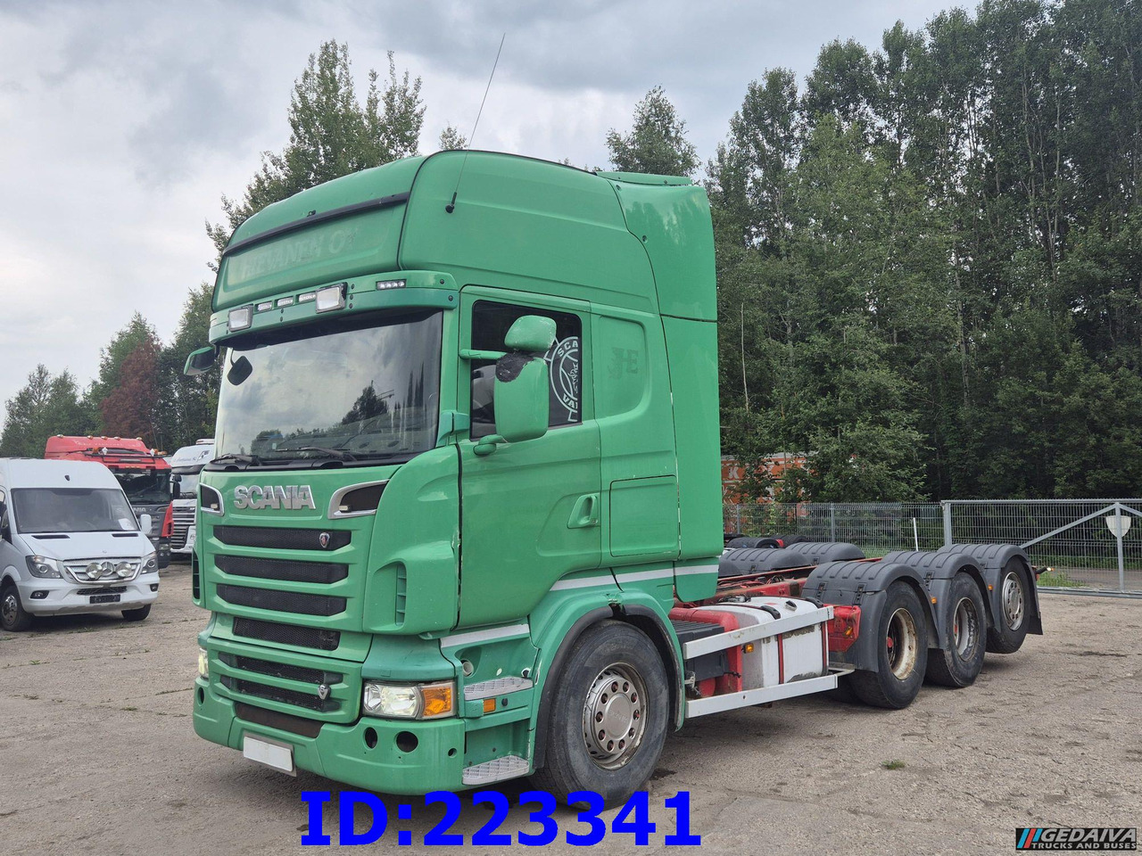 SCANIA R620 - 8x4 - Steering axle - Retarder - Važiuoklės sunkvežimis: foto 1 SCANIA R620 - 8x4 - Steering axle - Retarder - Važiuoklės sunkvežimis: foto 1