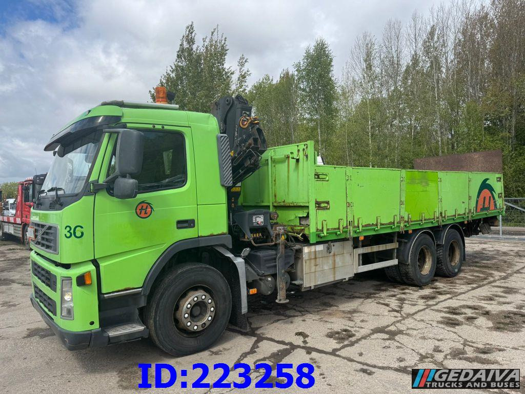 VOLVO 300HP 6x2 + HIAB 144B -3 CL - Platforminis/ Bortinis sunkvežimis: foto 1 VOLVO 300HP 6x2 + HIAB 144B -3 CL - Platforminis/ Bortinis sunkvežimis: foto 1