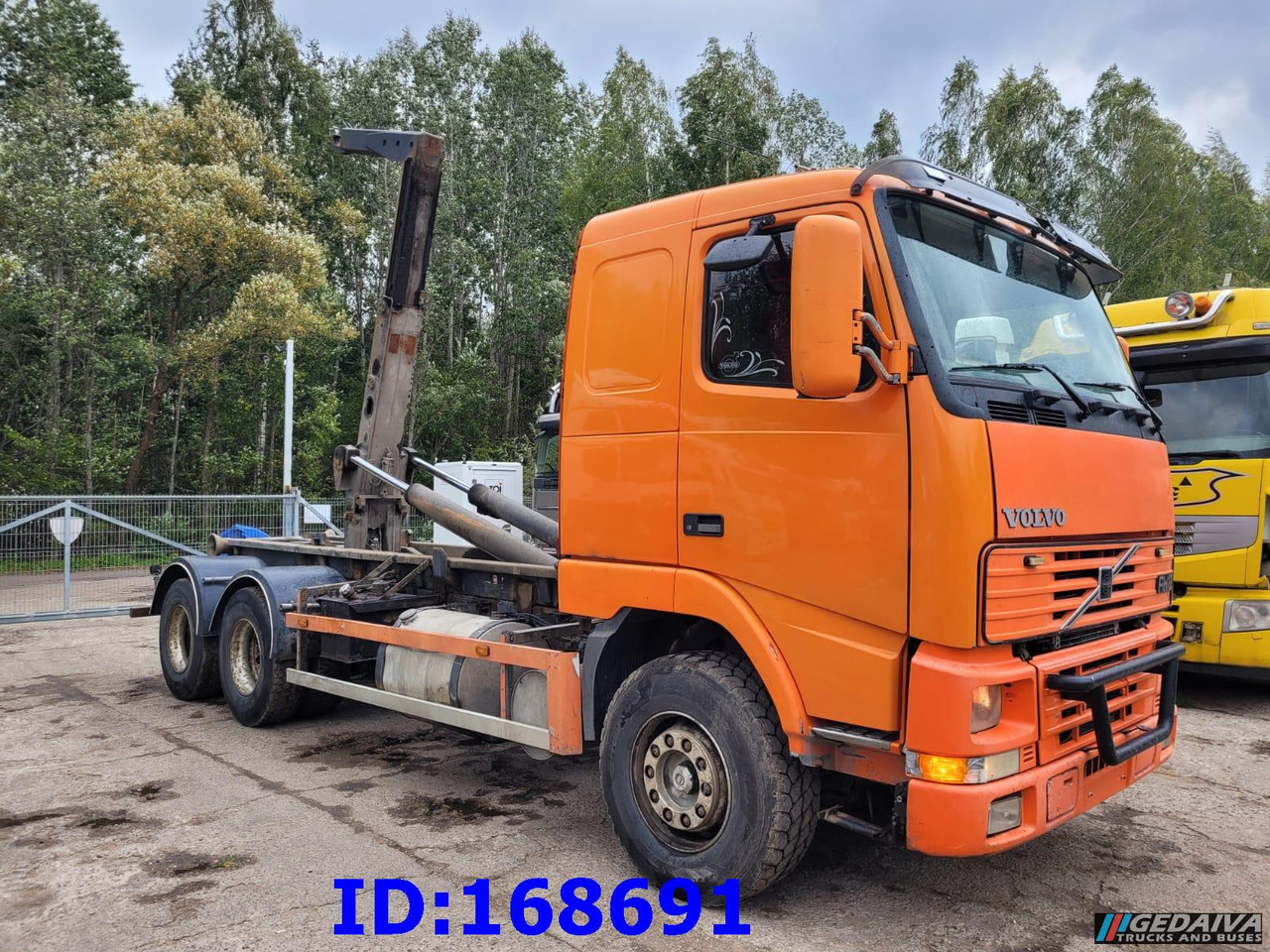 VOLVO FH12 380HP 6x2 10tyre Hook Tipper - Hook-lift sunkvežimis: foto 4 VOLVO FH12 380HP 6x2 10tyre Hook Tipper - Hook-lift sunkvežimis: foto 4