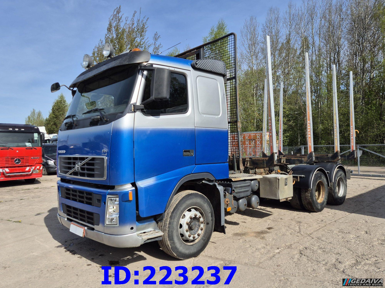 VOLVO FH13 480HP 6x4 - Miškovežis: foto 1 VOLVO FH13 480HP 6x4 - Miškovežis: foto 1