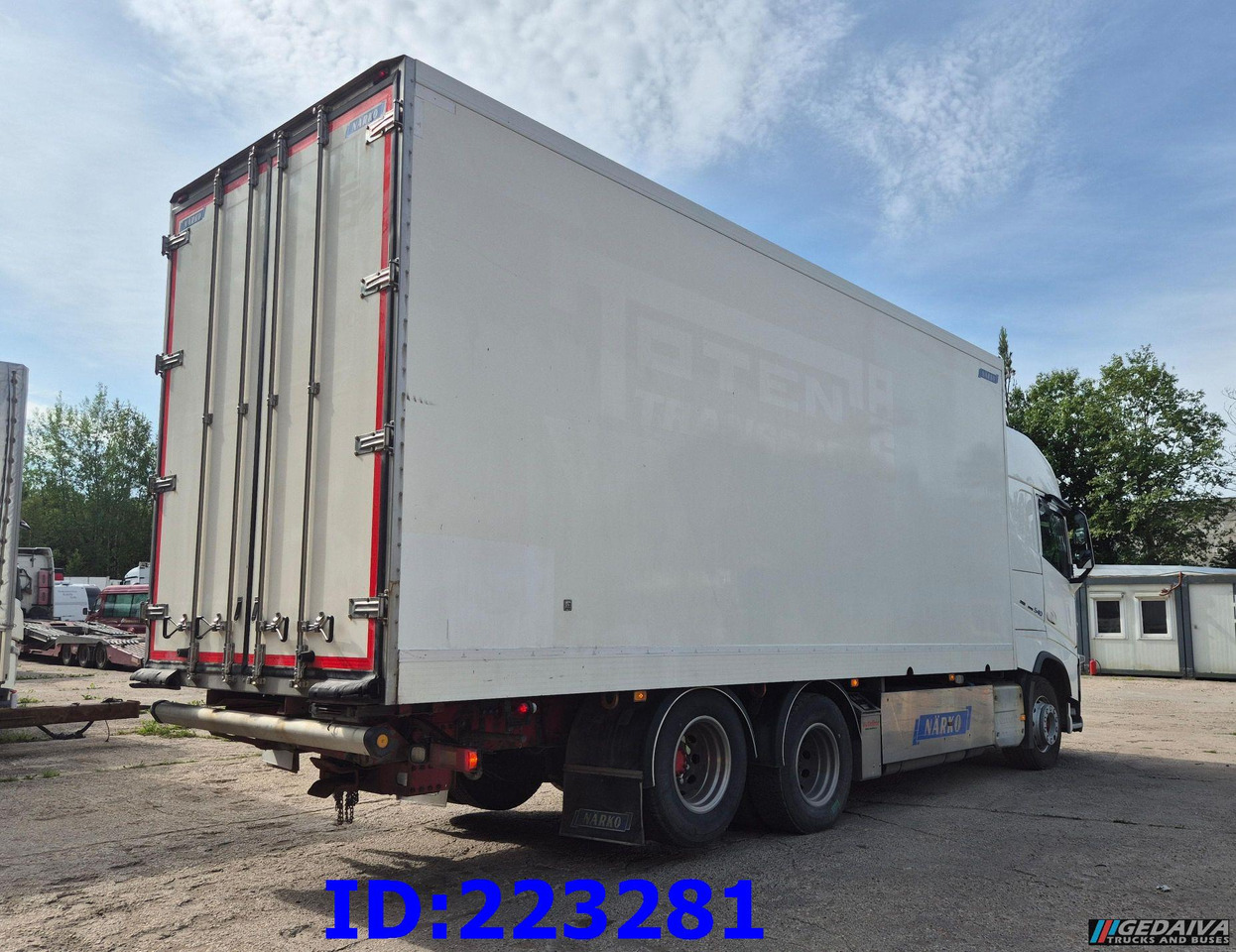 VOLVO FH13 540HP 6x2 (10 tyre) Euro6 - Izoterminis sunkvežimis: foto 4 VOLVO FH13 540HP 6x2 (10 tyre) Euro6 - Izoterminis sunkvežimis: foto 4