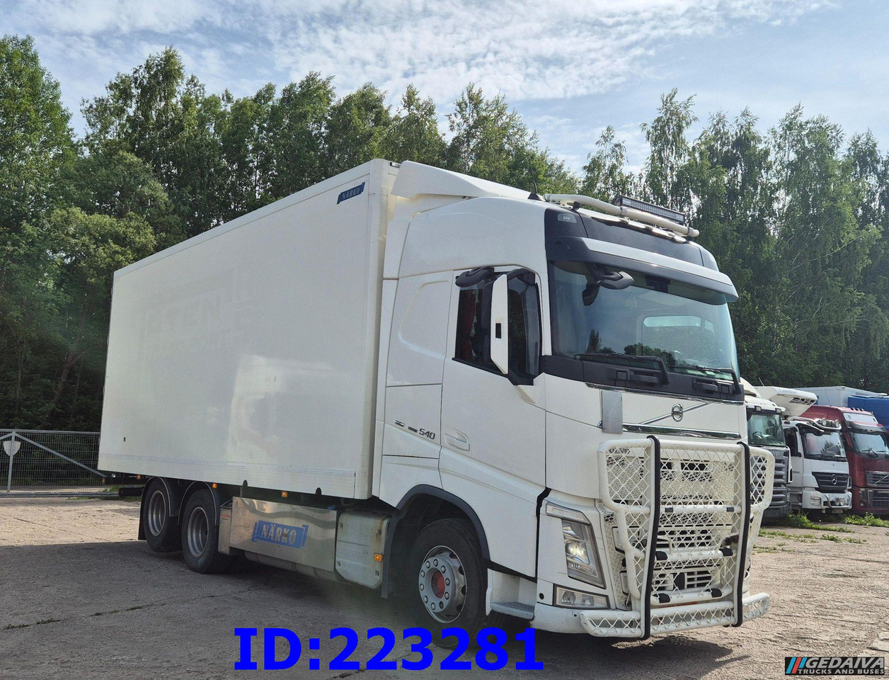 VOLVO FH13 540HP 6x2 (10 tyre) Euro6 - Izoterminis sunkvežimis: foto 4 VOLVO FH13 540HP 6x2 (10 tyre) Euro6 - Izoterminis sunkvežimis: foto 4