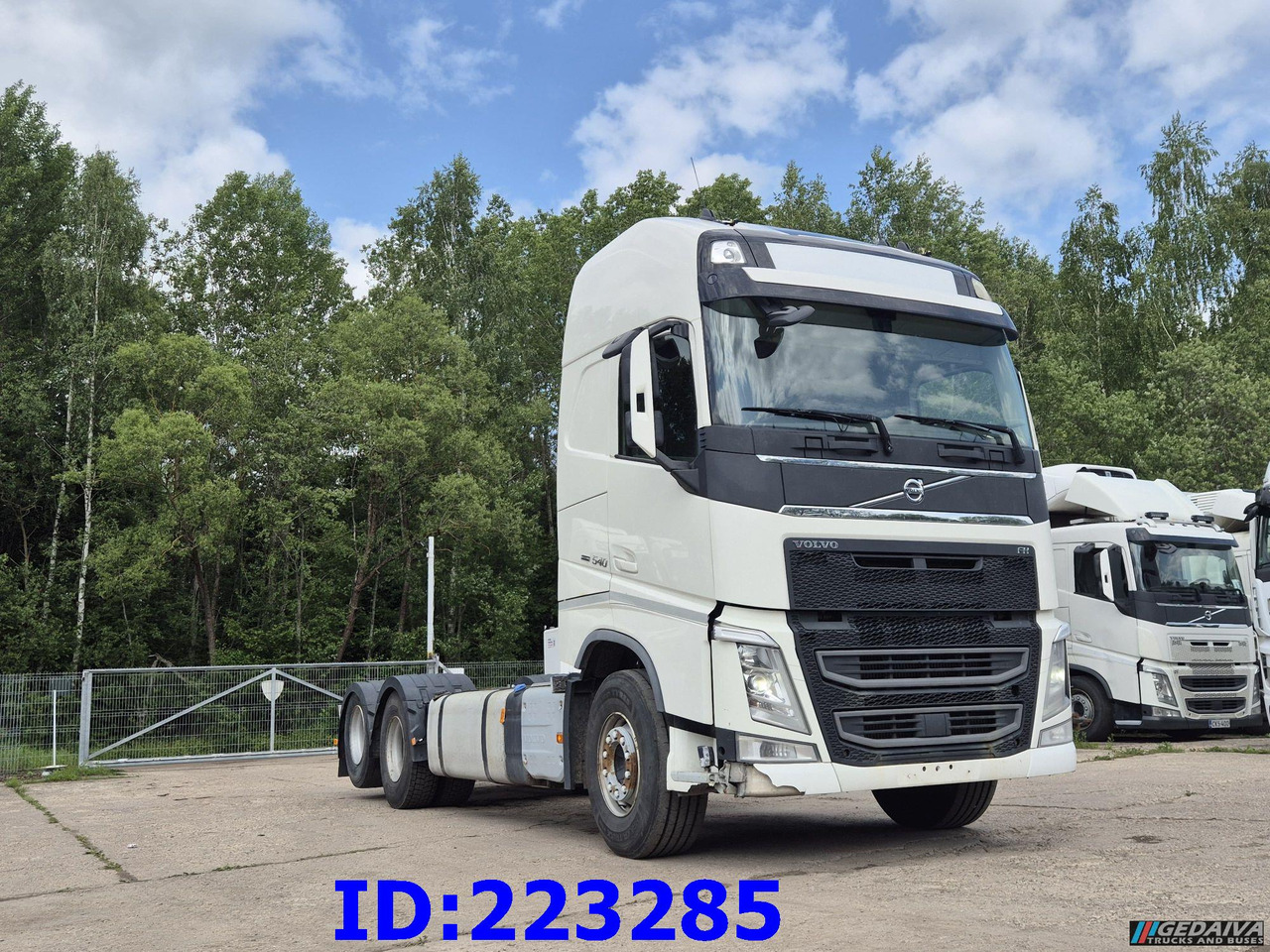 VOLVO FH13 540HP 6x2 (10 tyre) Euro6 - Važiuoklės sunkvežimis: foto 4 VOLVO FH13 540HP 6x2 (10 tyre) Euro6 - Važiuoklės sunkvežimis: foto 4