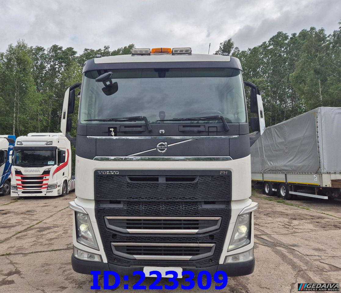 VOLVO FH13 540HP 8x2 Hook lift (2axles steering - 2 axles lifting) - Hook-lift sunkvežimis: foto 2 VOLVO FH13 540HP 8x2 Hook lift (2axles steering - 2 axles lifting) - Hook-lift sunkvežimis: foto 2