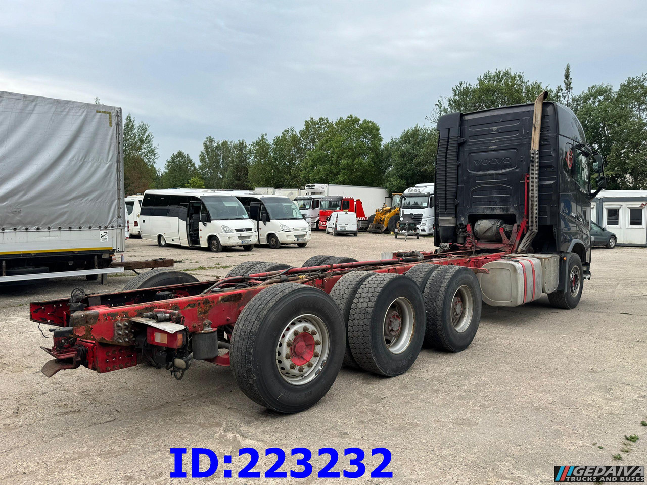 VOLVO FH16 700HP 8X4 Big Axles - Miškovežis: foto 4 VOLVO FH16 700HP 8X4 Big Axles - Miškovežis: foto 4