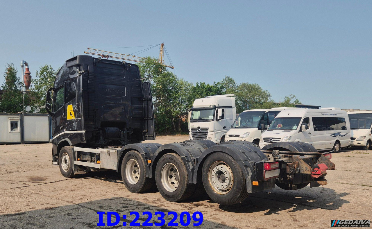 VOLVO FH16 750HP 8x4 Steering axle - Važiuoklės sunkvežimis: foto 5 VOLVO FH16 750HP 8x4 Steering axle - Važiuoklės sunkvežimis: foto 5