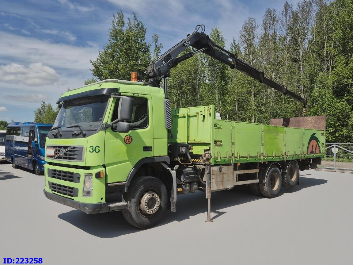 VOLVO FM9 300HP 6x2 + HIAB 144B -3 CL - Platforminis/ Bortinis sunkvežimis: foto 1 VOLVO FM9 300HP 6x2 + HIAB 144B -3 CL - Platforminis/ Bortinis sunkvežimis: foto 1