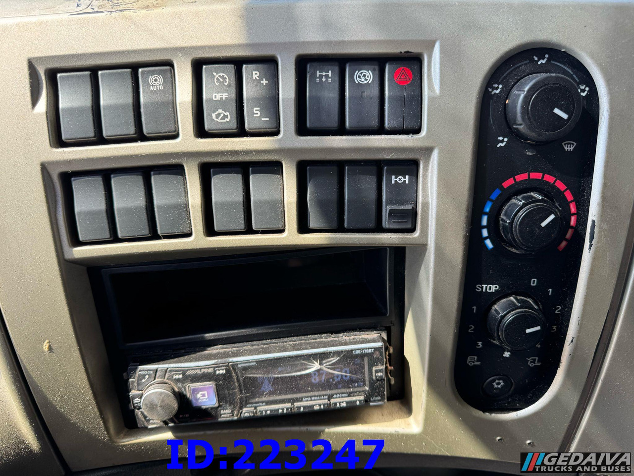Vilkikas RENAULT Premium 6x2 460 EEV Euro5: foto 11