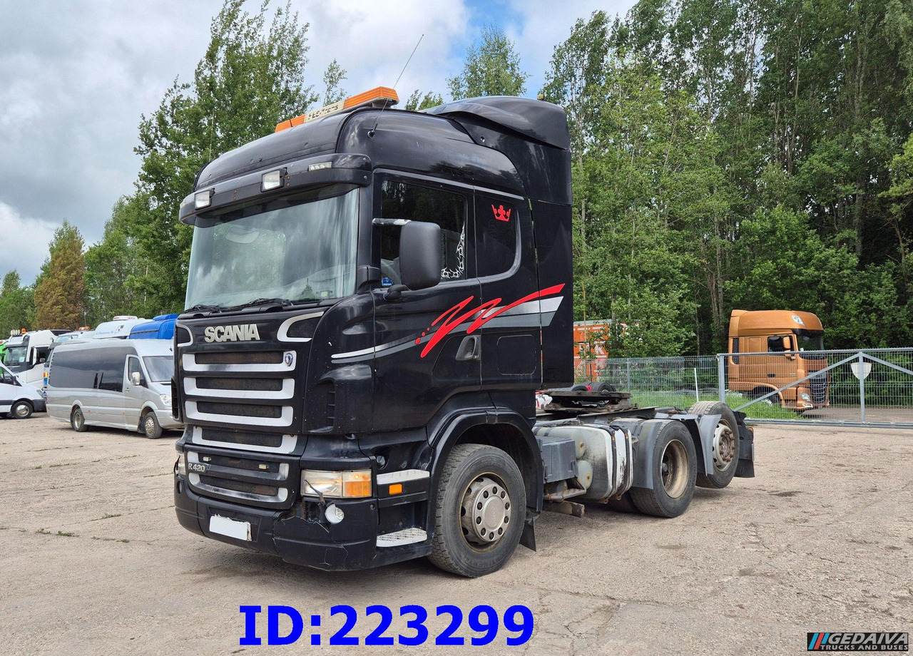 SCANIA R420 6x2 MANUAL - Vilkikas: foto 1 SCANIA R420 6x2 MANUAL - Vilkikas: foto 1