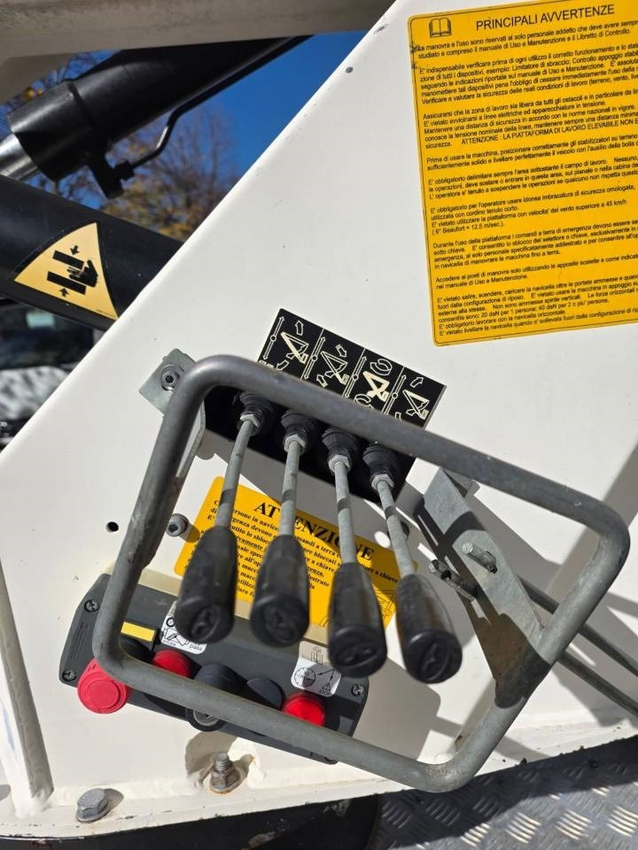 GSR E219PX E4 - Autobokštelio: foto 4 GSR E219PX E4 - Autobokštelio: foto 4