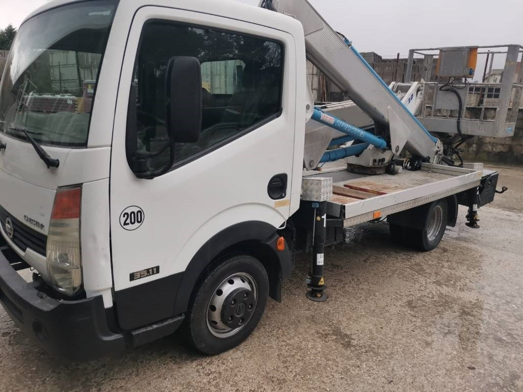 Multitel MX 200 - Autobokštelio: foto 4 Multitel MX 200 - Autobokštelio: foto 4