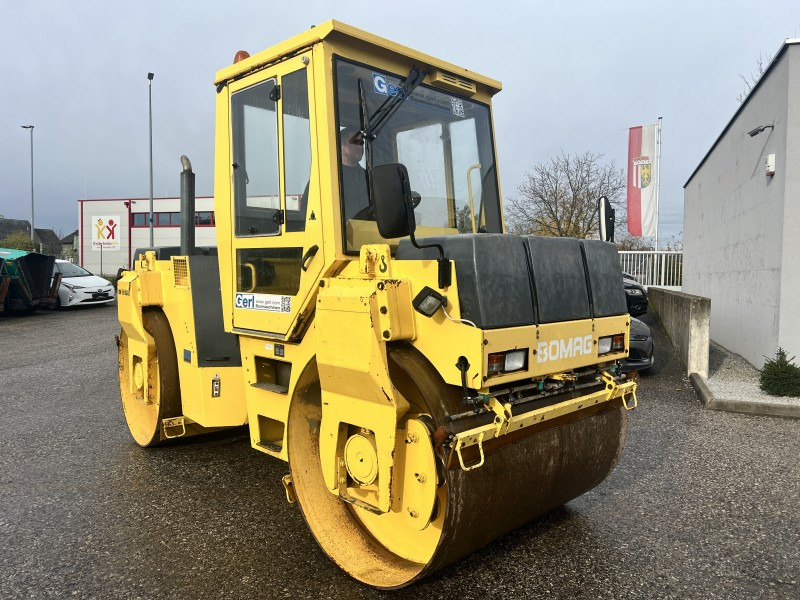 Bomag BW 151 AD-2 (111297) - Asfalto volus: foto 5 Bomag BW 151 AD-2 (111297) - Asfalto volus: foto 5