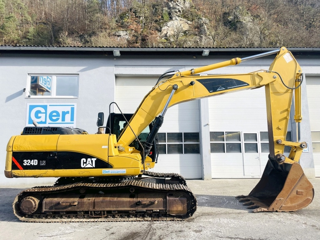 Caterpillar 324D NL (3929) - Vikšrinis ekskavatorius: foto 2 Caterpillar 324D NL (3929) - Vikšrinis ekskavatorius: foto 2