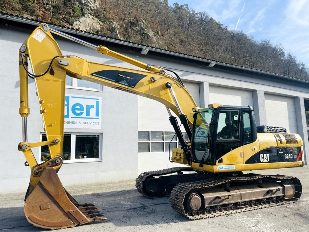 Caterpillar 324D NL (3929) - Vikšrinis ekskavatorius: foto 4 Caterpillar 324D NL (3929) - Vikšrinis ekskavatorius: foto 4