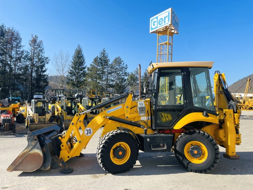 JCB 2CX SM 4WS (4001) - Ekskavatorius-krautuvas: foto 1 JCB 2CX SM 4WS (4001) - Ekskavatorius-krautuvas: foto 1