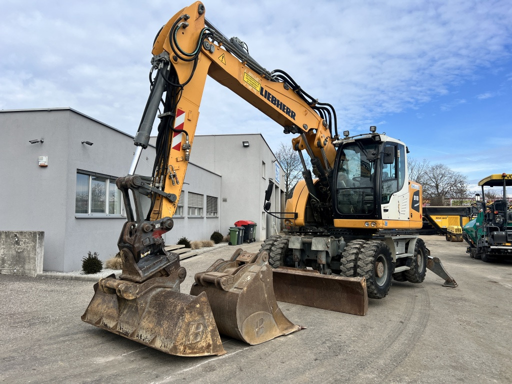Liebherr A 918 C-Litronic (111509) - Ratinis ekskavatorius: foto 3 Liebherr A 918 C-Litronic (111509) - Ratinis ekskavatorius: foto 3
