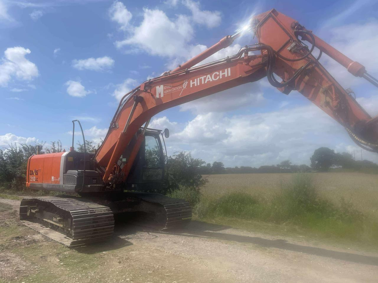 Hitachi ZX210LC-3 - Vikšrinis ekskavatorius: foto 2 Hitachi ZX210LC-3 - Vikšrinis ekskavatorius: foto 2