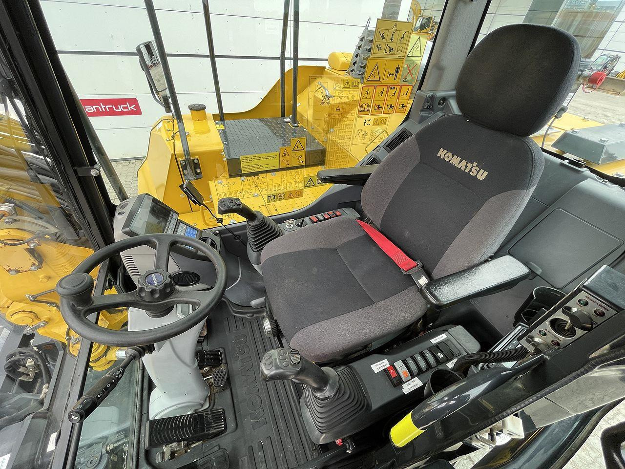 Komatsu PW118MR-11 - Mini ekskavatorius: foto 3 Komatsu PW118MR-11 - Mini ekskavatorius: foto 3