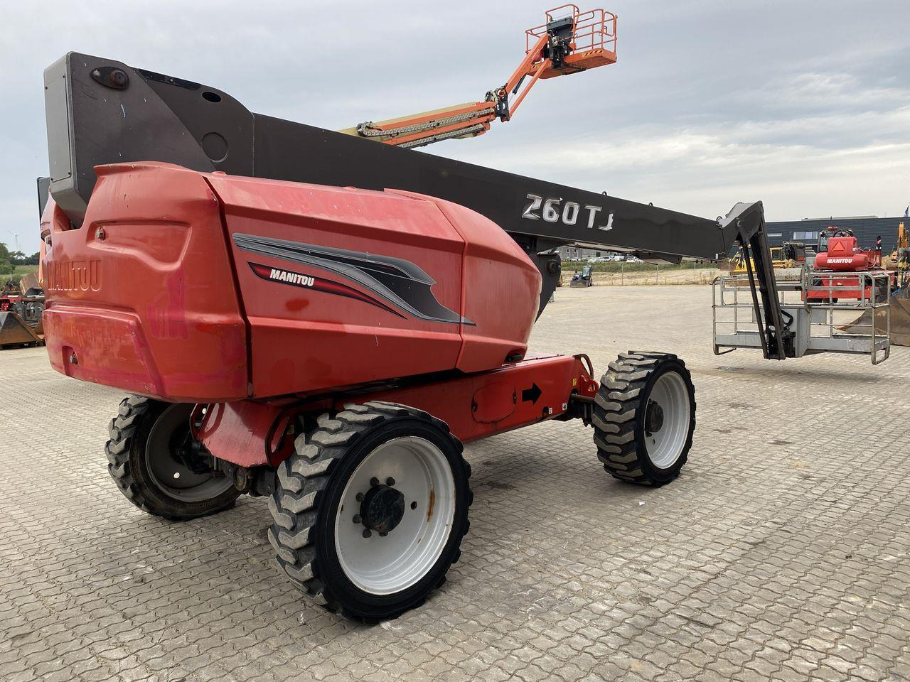 Manitou 260TJ - Teleskopinis keltuvas: foto 4 Manitou 260TJ - Teleskopinis keltuvas: foto 4