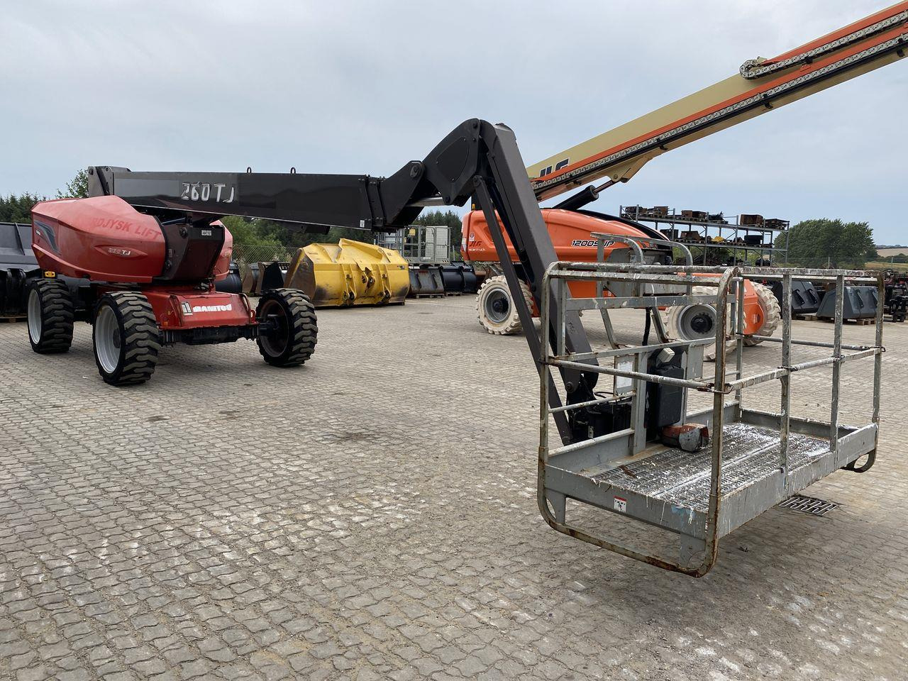 Manitou 260TJ - Teleskopinis keltuvas: foto 5 Manitou 260TJ - Teleskopinis keltuvas: foto 5