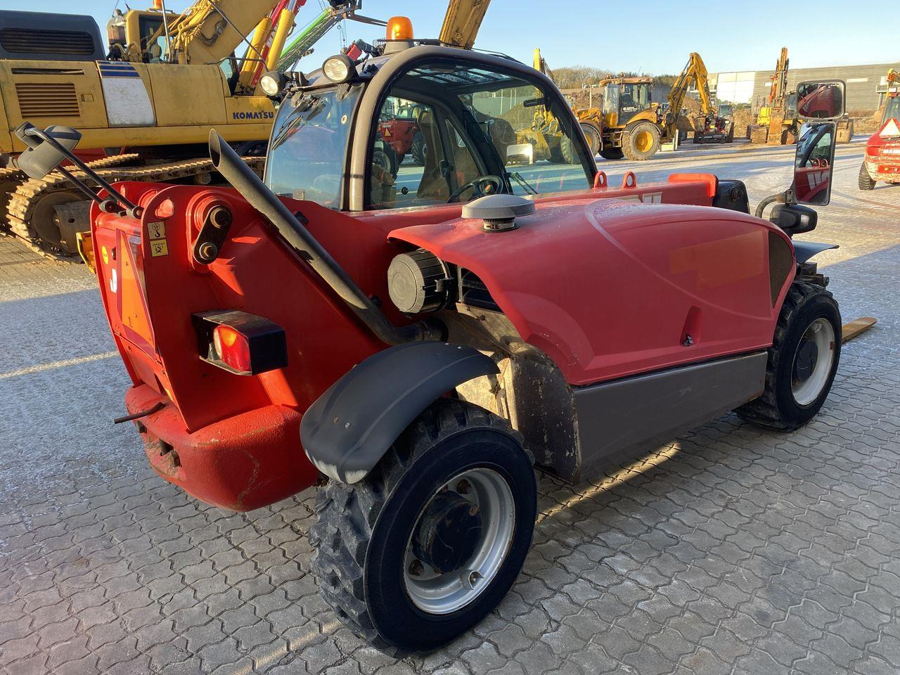 Manitou MT625H Comfort - Teleskopinis krautuvas: foto 4 Manitou MT625H Comfort - Teleskopinis krautuvas: foto 4