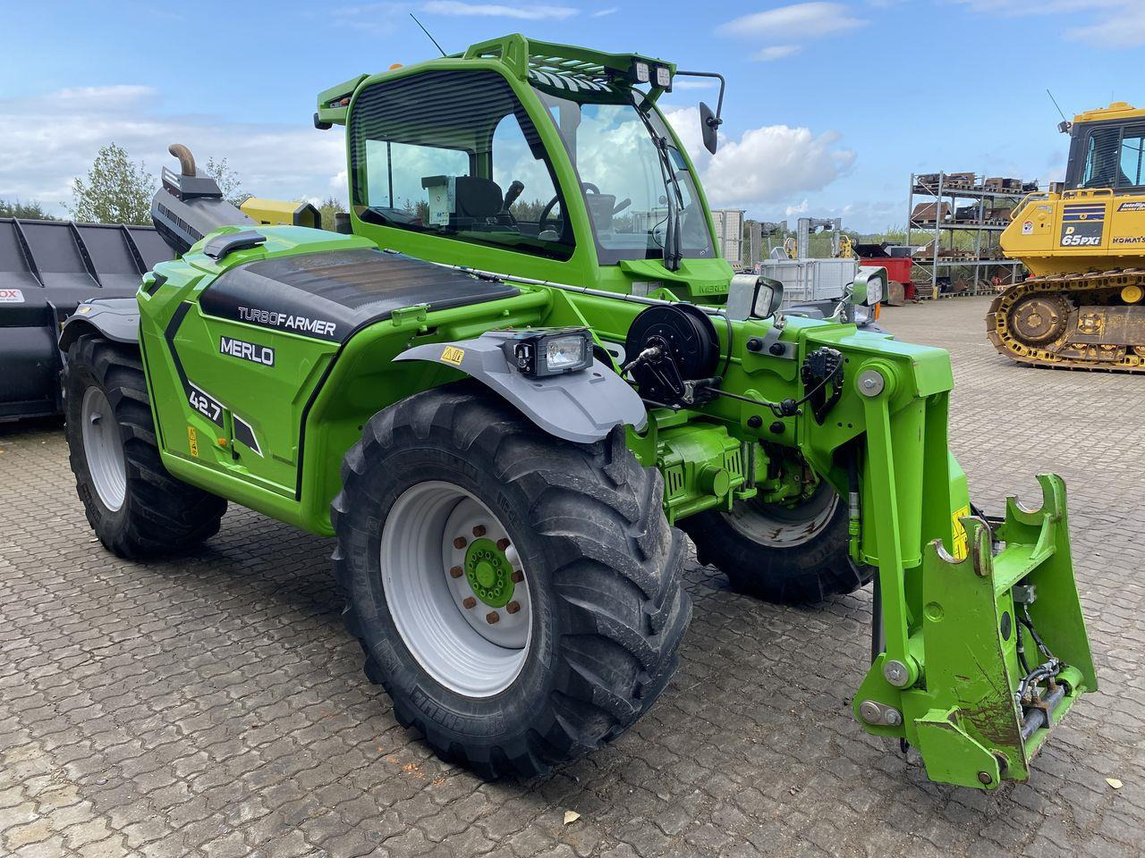 Merlo TF42.7-145 - Teleskopinis krautuvas: foto 5 Merlo TF42.7-145 - Teleskopinis krautuvas: foto 5