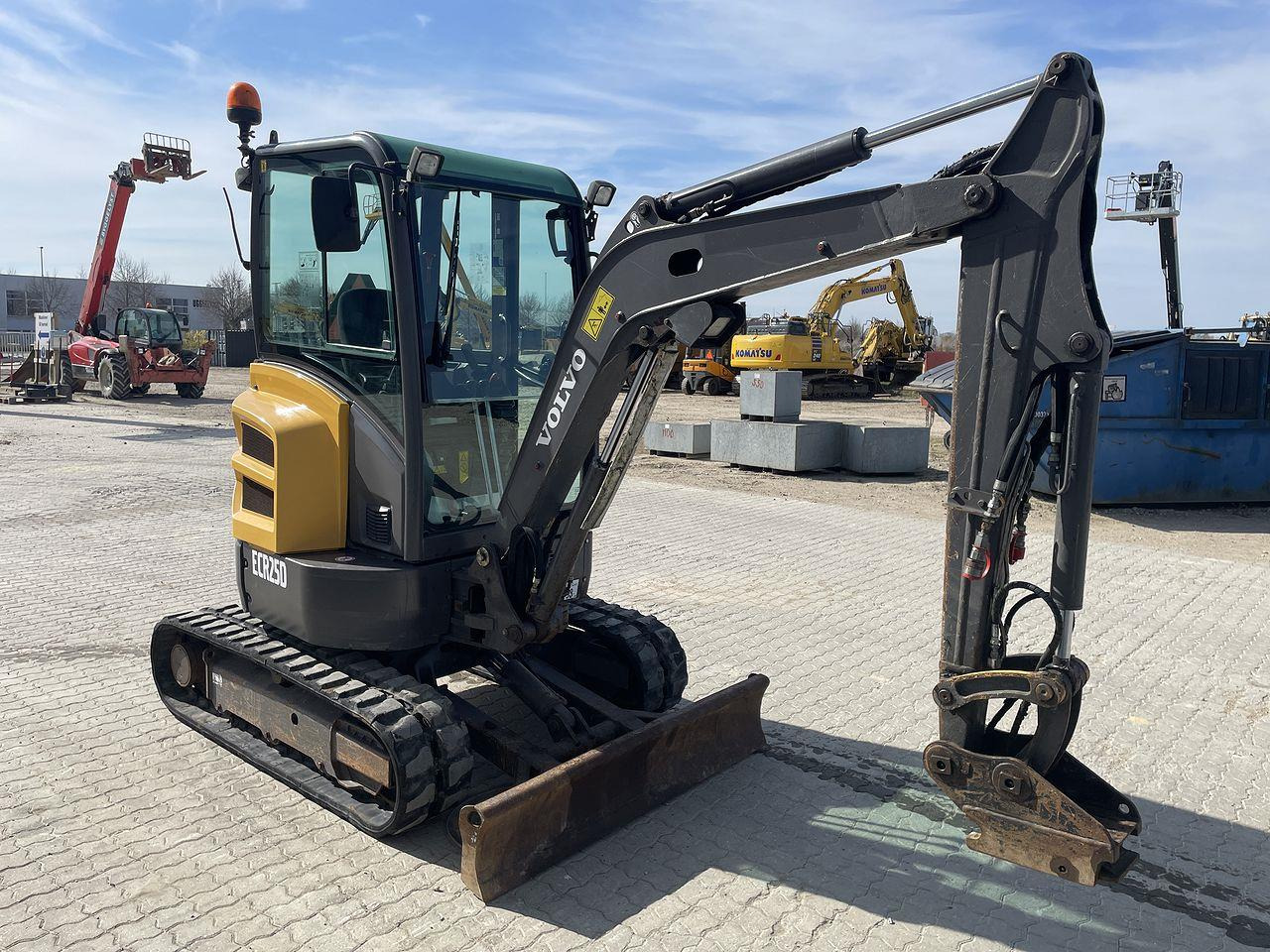 Volvo ECR25 - Mini ekskavatorius: foto 5 Volvo ECR25 - Mini ekskavatorius: foto 5
