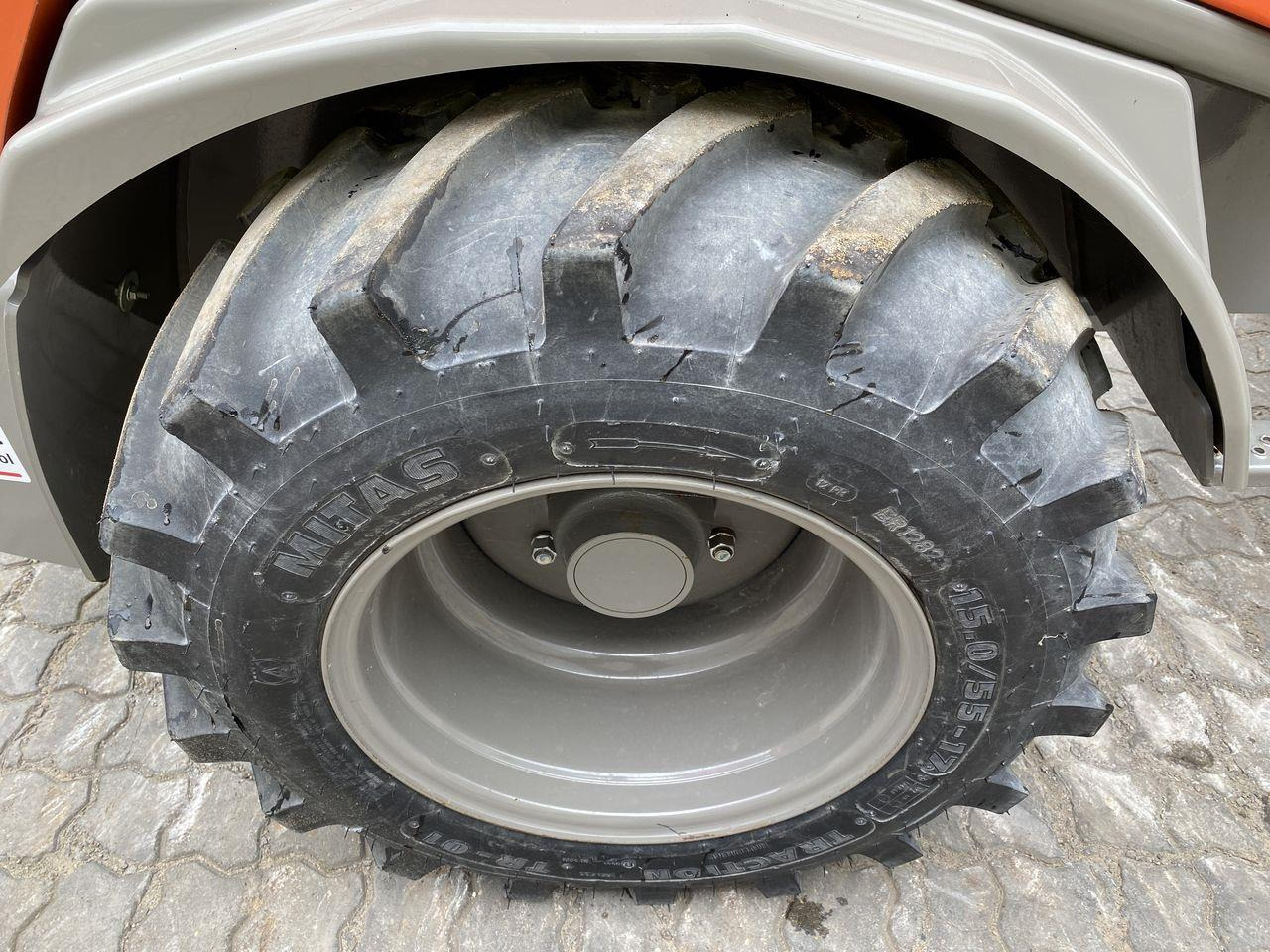 Šarnyrinis krautuvas Weycor AR320 Cab: foto 7