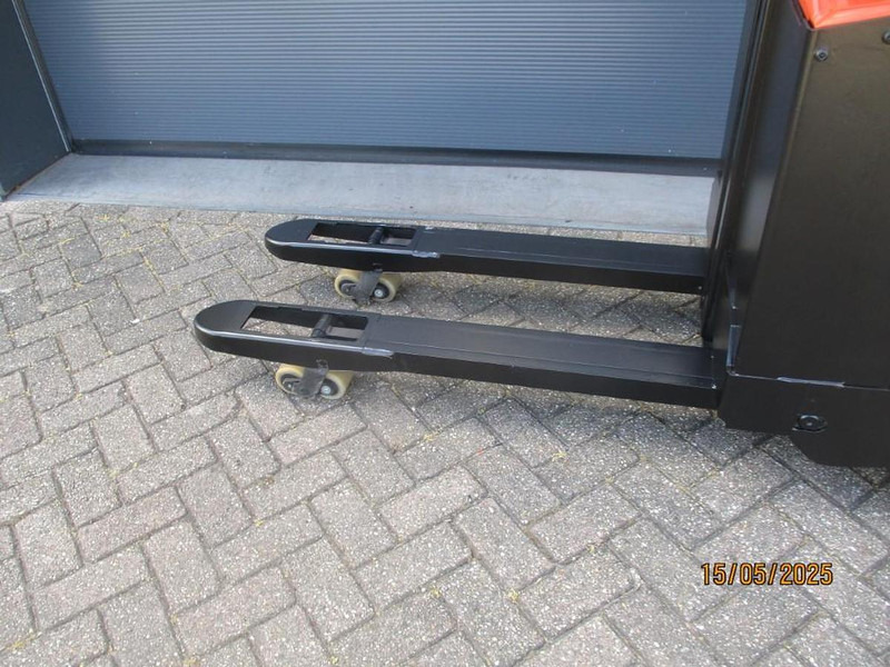 Keltuvas BT SWE 080L: foto 6 Keltuvas BT SWE 080L: foto 6