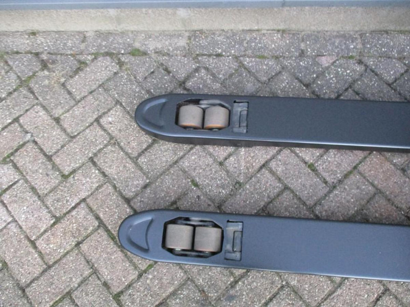 Heli CBD15 - Padėklų krautuvas: foto 5 Heli CBD15 - Padėklų krautuvas: foto 5