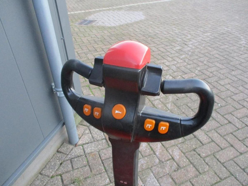 Heli CBD15 - Padėklų krautuvas: foto 4 Heli CBD15 - Padėklų krautuvas: foto 4