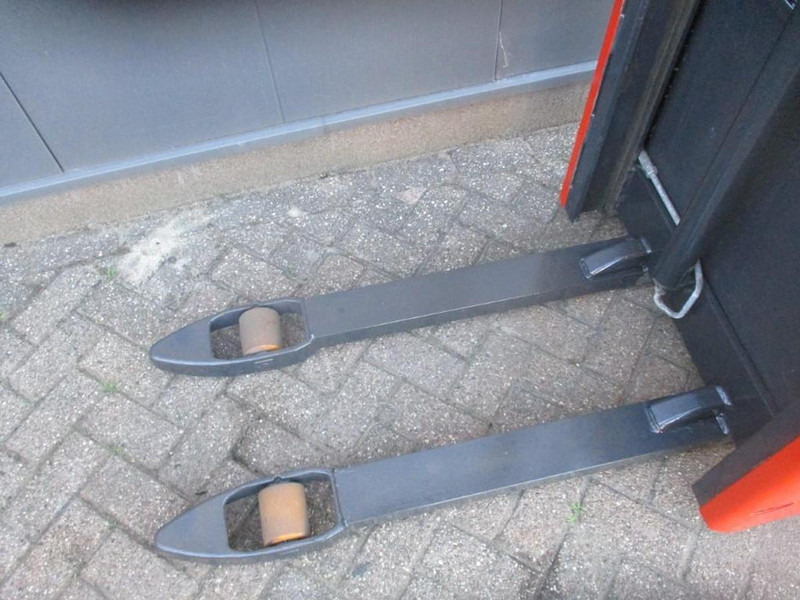 Linde L 10 - Keltuvas: foto 5 Linde L 10 - Keltuvas: foto 5