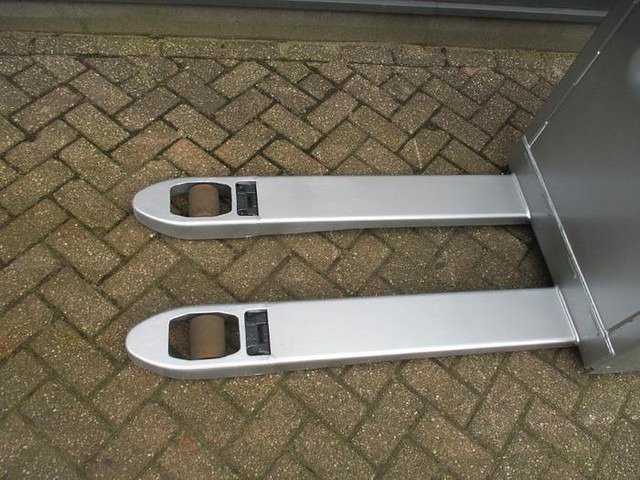 Still EXU 16 - Padėklų krautuvas: foto 5 Still EXU 16 - Padėklų krautuvas: foto 5