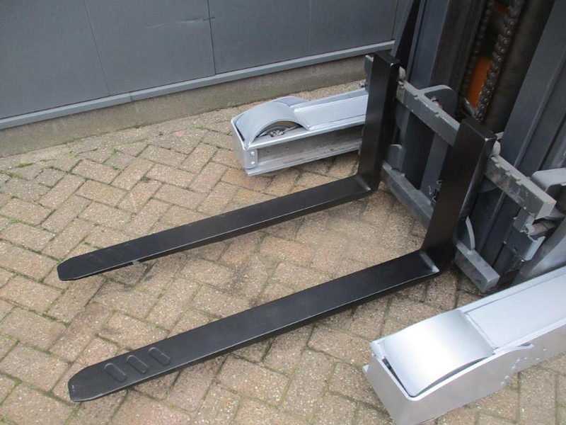 Still FM-X17 - Krautuvas su šakėmis: foto 3 Still FM-X17 - Krautuvas su šakėmis: foto 3