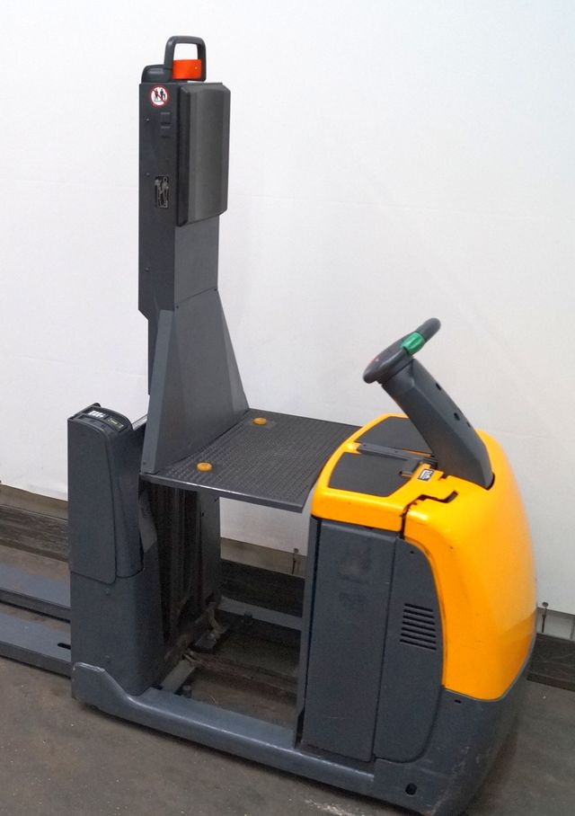 Jungheinrich ECE225 HP - Užsakytų prekių krautuvas: foto 5 Jungheinrich ECE225 HP - Užsakytų prekių krautuvas: foto 5