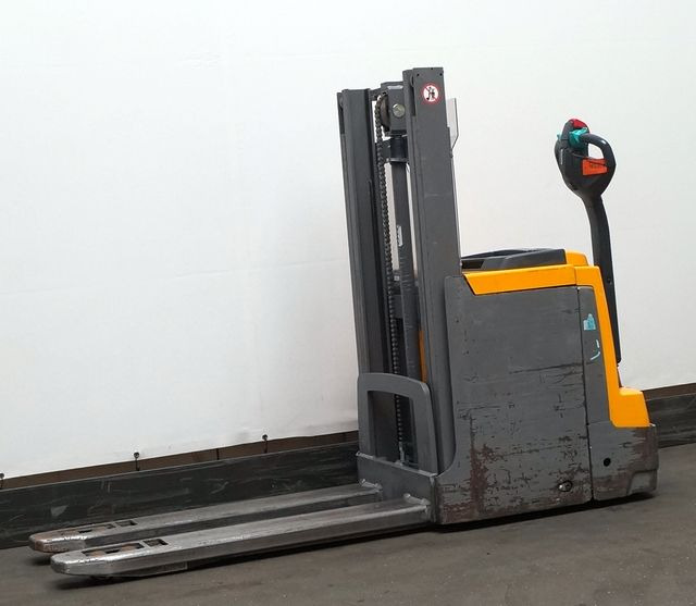 Jungheinrich EJD220 - Keltuvas: foto 1 Jungheinrich EJD220 - Keltuvas: foto 1