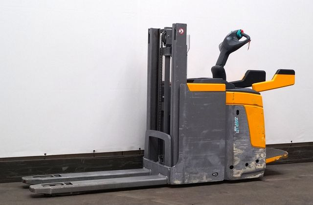 Jungheinrich ERD220 - Keltuvas: foto 1 Jungheinrich ERD220 - Keltuvas: foto 1