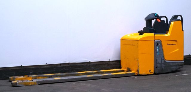 Jungheinrich ERE225 - Padėklų krautuvas: foto 1 Jungheinrich ERE225 - Padėklų krautuvas: foto 1