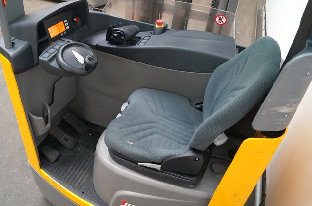 Jungheinrich ETV214 - Krautuvas su šakėmis: foto 3 Jungheinrich ETV214 - Krautuvas su šakėmis: foto 3