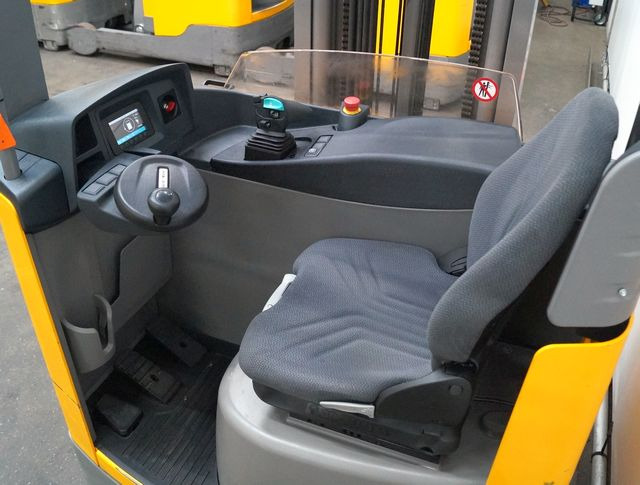 Jungheinrich ETV214 - Krautuvas su šakėmis: foto 3 Jungheinrich ETV214 - Krautuvas su šakėmis: foto 3