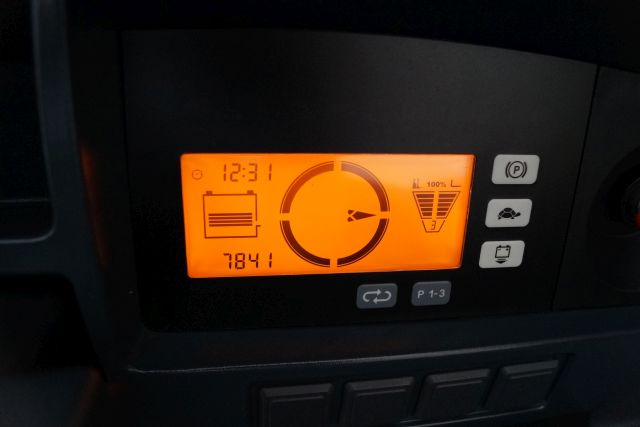 Jungheinrich ETV214 - Krautuvas su šakėmis: foto 4 Jungheinrich ETV214 - Krautuvas su šakėmis: foto 4