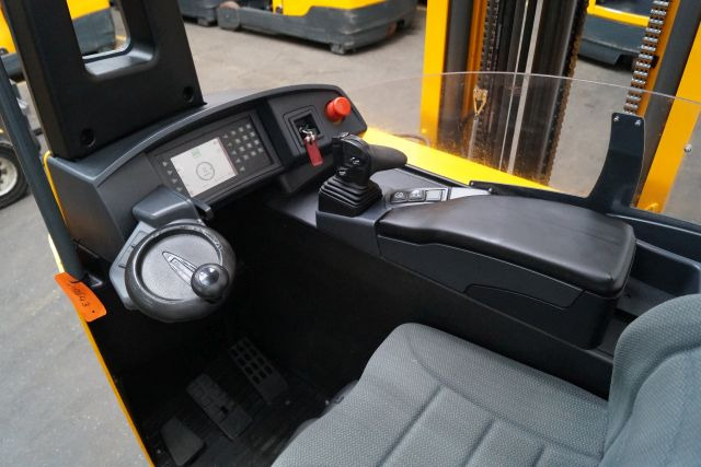 Jungheinrich ETV216 - Krautuvas su šakėmis: foto 3 Jungheinrich ETV216 - Krautuvas su šakėmis: foto 3