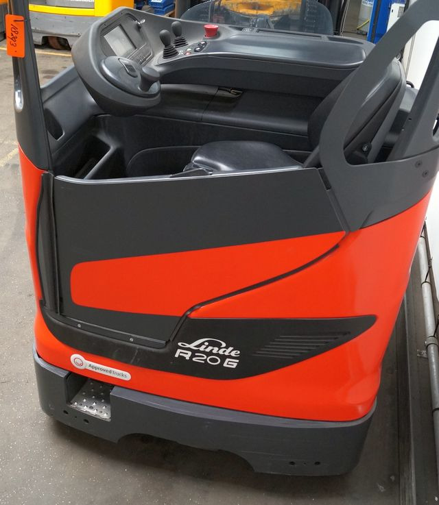 Linde R20G-01 - Krautuvas su šakėmis: foto 3 Linde R20G-01 - Krautuvas su šakėmis: foto 3