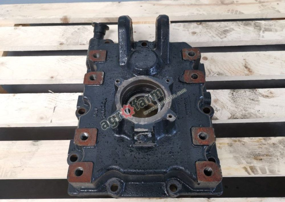 Obudowa WOM New Holland T6070, T7.170, TS130A - Pavarų dėžė: foto 1 Obudowa WOM New Holland T6070, T7.170, TS130A - Pavarų dėžė: foto 1