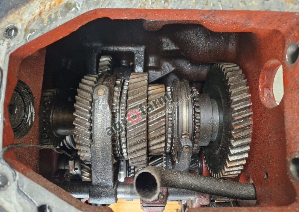 Skrzynia biegów Deutz Agroxtra 6.17 - Pavarų dėžė: foto 2 Skrzynia biegów Deutz Agroxtra 6.17 - Pavarų dėžė: foto 2