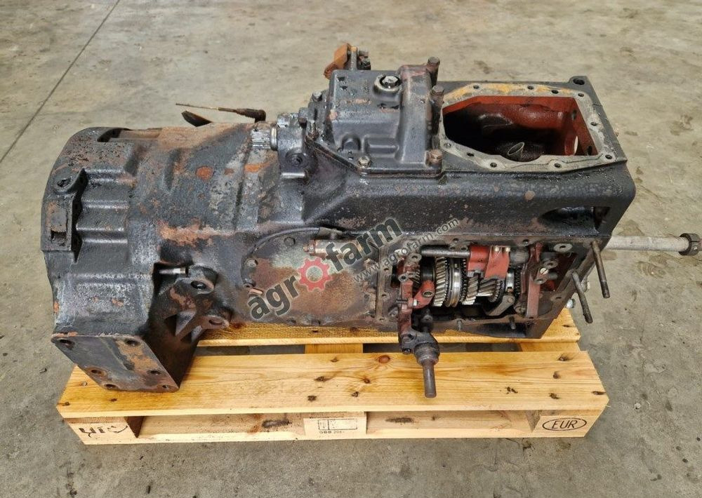 Skrzynia biegów Deutz Agroxtra 6.17 - Pavarų dėžė: foto 1 Skrzynia biegów Deutz Agroxtra 6.17 - Pavarų dėžė: foto 1