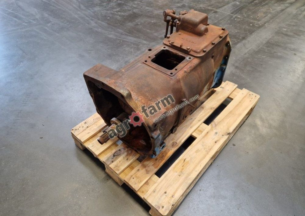 Skrzynia biegów Ford 7700, D7NN7006C - Pavarų dėžė: foto 2 Skrzynia biegów Ford 7700, D7NN7006C - Pavarų dėžė: foto 2