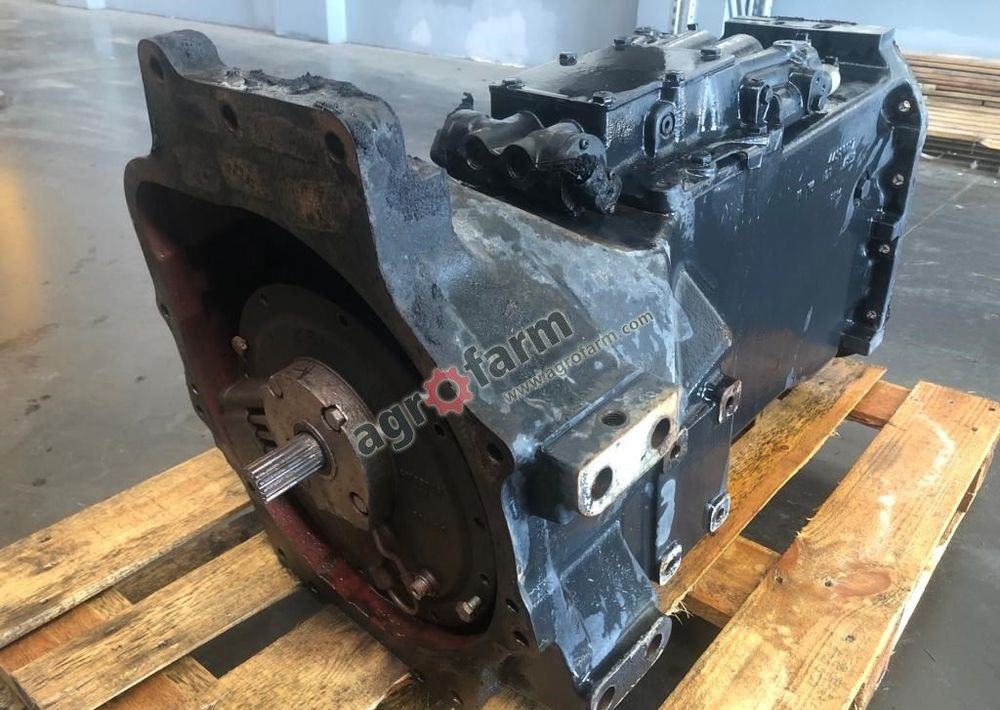 Skrzynia biegów Ford 7740 82006985 - Pavarų dėžė: foto 1 Skrzynia biegów Ford 7740 82006985 - Pavarų dėžė: foto 1