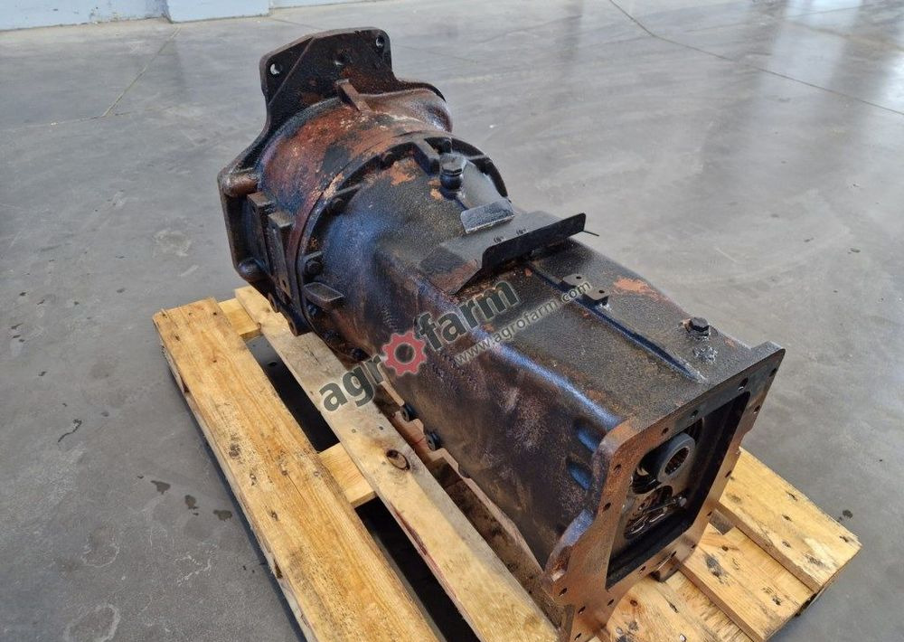 Skrzynia biegów Landini 6.130 C - Pavarų dėžė: foto 1 Skrzynia biegów Landini 6.130 C - Pavarų dėžė: foto 1