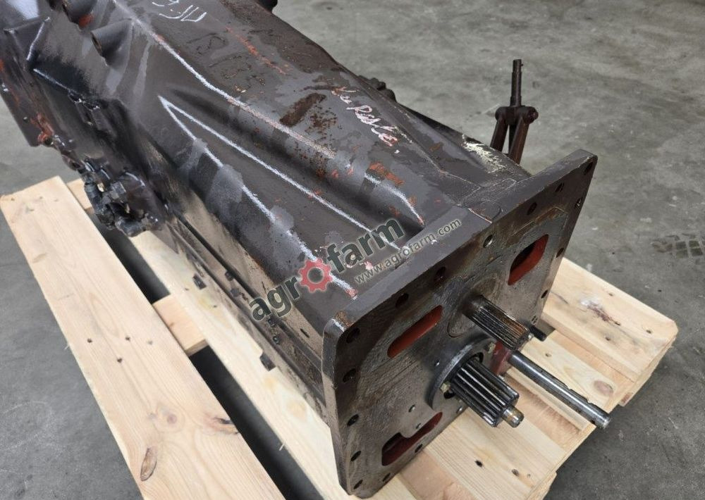 Skrzynia biegów Massey Ferguson 6180, Dynashift - Pavarų dėžė: foto 2 Skrzynia biegów Massey Ferguson 6180, Dynashift - Pavarų dėžė: foto 2